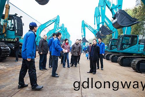 山河智能順利通(tong)過(guo)湖南(nan)省(sheng)科技重大(da)專項驗收