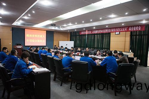 山(shan)河智能順利(li)通過湖南省科技重大專項驗收