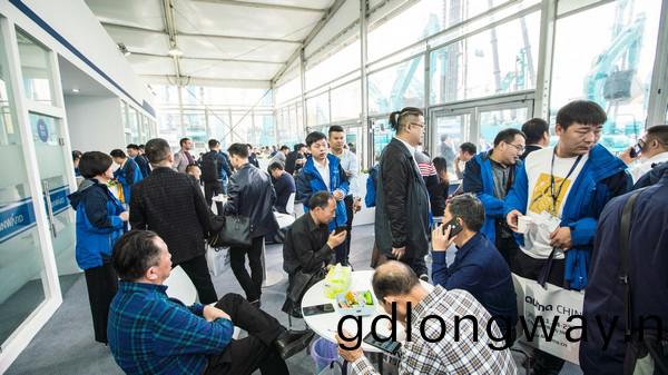 首日(ri)籤單2.6億元，山河智能創新(xin)産品引爆(bao)上(shang)海寶馬展