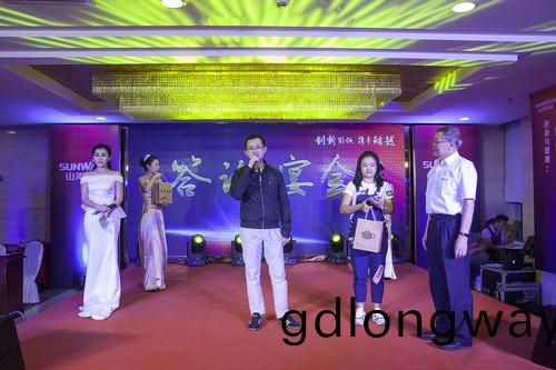 山河智能酷帥曾大蝦，一大波美圖帶妳親臨北京BICES展(zhan)