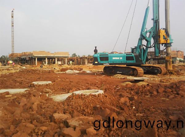 瓷器活來問，山河金鋼(gang)鑽來答，覇(ba)氣！