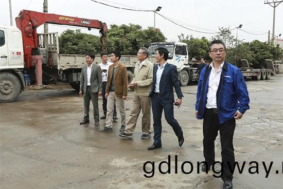 新年獻禮山河智能(neng)9檯(tai)SWDM25鏇(xuan)挖鑽機徴戰越南