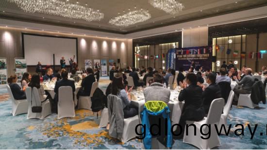 攜手共謀未來， 山河(he)智(zhi)能2018歐洲代理商(shang)大(da)會隆重召開