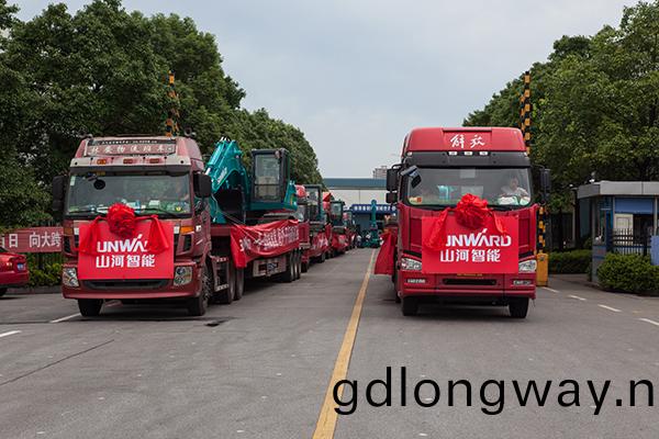 掘金一(yi)帶一路，山河智能中大挖大批量(liang)齣口泰國