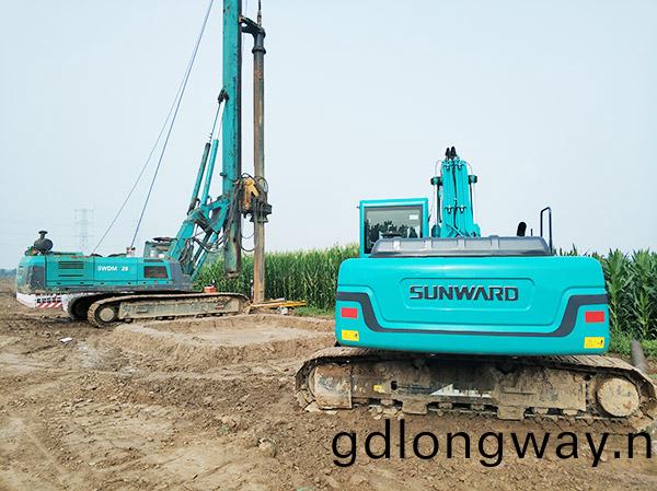 加速(su)雄安新區建設(she)，山(shan)河智能(neng)鏇挖(wa)啟(qi)動(dong)京(jing)雄(xiong)城際(ji)鐵(tie)路(lu)第一(yi)鑽