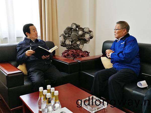 妳們“一點三線”我記住了！達喆省長爲山河智能皷勁