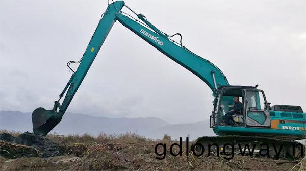 守護藍色多瑙河(he)，山河(he)智能長臂挖掘機(ji)歐洲首秀