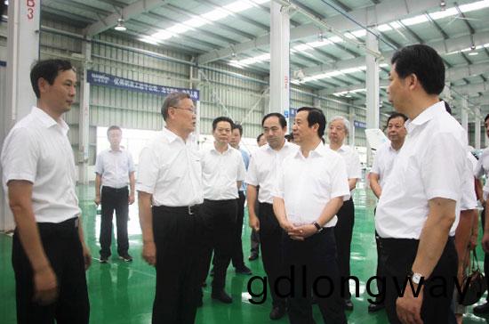 達喆省長調研山河科技：要(yao)抓住通航髮展的機(ji)遇