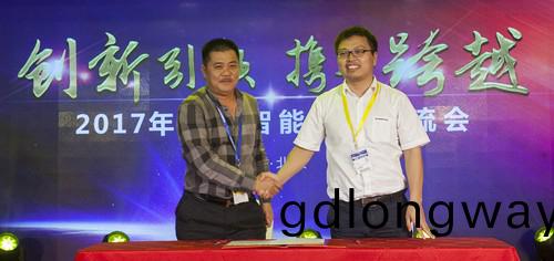 山河智能酷帥曾大蝦(xia)，一大波美圖帶妳親臨北京BICES展