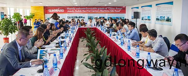 東盟十國主流媒體(ti)齊聚(ju)山河智(zhi)能(neng)，共話21世紀海上絲綢之路