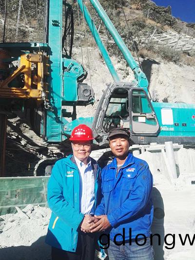 爲客戶創造價值，山河智能董(dong)事長元旦爲一線服務糰隊點讚