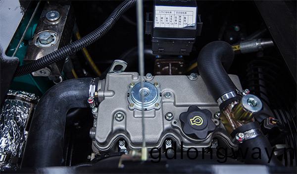 “C位”齣(chu)道 14.5萬(wan)元山河(he)智能微挖(wa)18UB等(deng)妳(ni)開迴(hui)傢