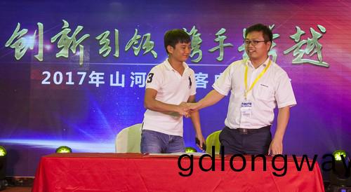 山河智(zhi)能酷(ku)帥曾大蝦，一大波美圖帶(dai)妳親臨北京BICES展