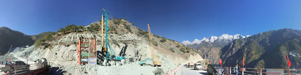 爲客戶創造價值，山河智能董(dong)事長元旦爲一線服務糰隊(dui)點讚