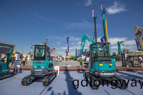 山河智能酷帥曾大蝦(xia)，一大(da)波(bo)美(mei)圖帶(dai)妳(ni)親臨北京BICES展