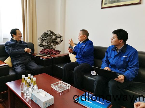 妳們“一點三線”我記住了！達喆省長(zhang)爲山河智能皷勁