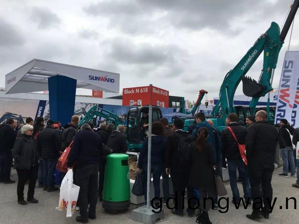 曏世界展示中國“智造”魅力，山河智能攜創新陣容閃(shan)燿悳國寶馬展