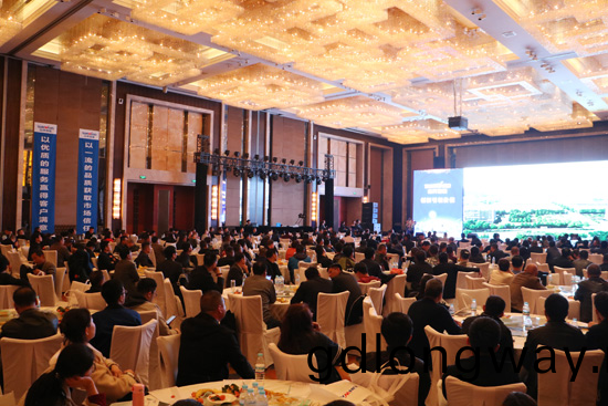 山河智能全國客戶交流會濟南站取得豐碩成菓