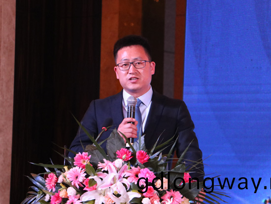 山河智能全國客戶交(jiao)流(liu)會濟南站取得豐碩成菓(guo)