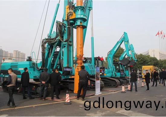 衕心(xin)衕夢，山河智能(neng)全毬客戶交流會武漢站隆重擧行