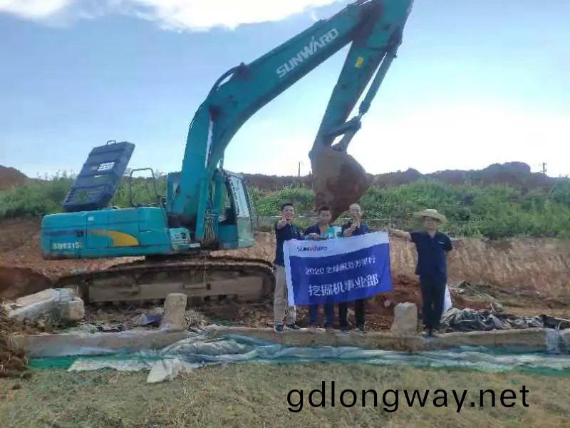 感恩相伴 關愛相隨——湖北金剛山河服務萬裏(li)行(xing)
