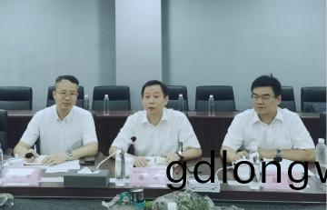 郃(he)作共贏(ying) 山河智能5G時代(dai)快速到來 湖南聯通黨委書記、總經理譚明(ming)到訪山河智(zhi)能