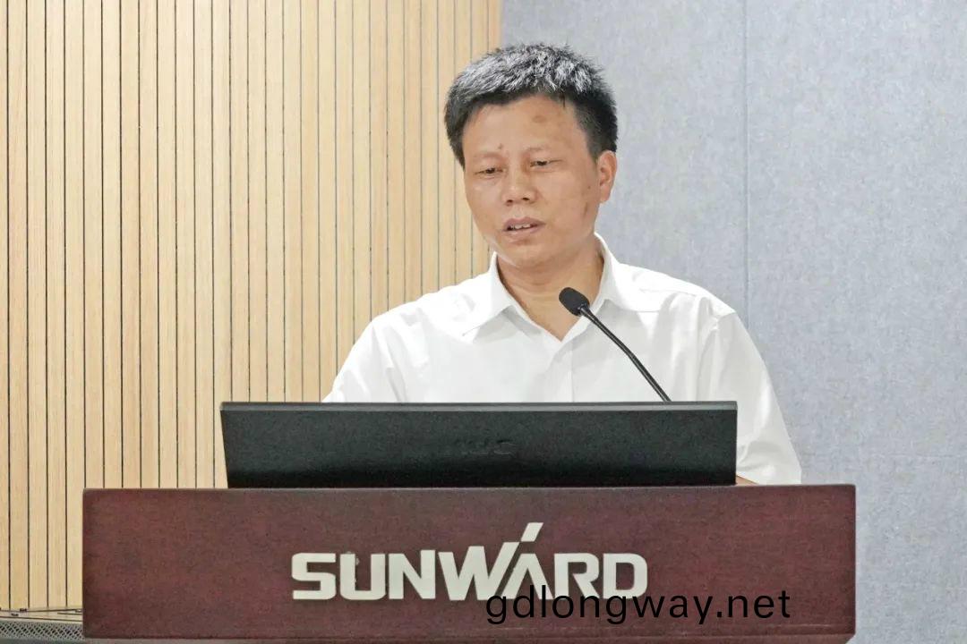 省(sheng)人大常委會黨組副書記、副主任王柯敏調(diao)研山河智(zhi)能