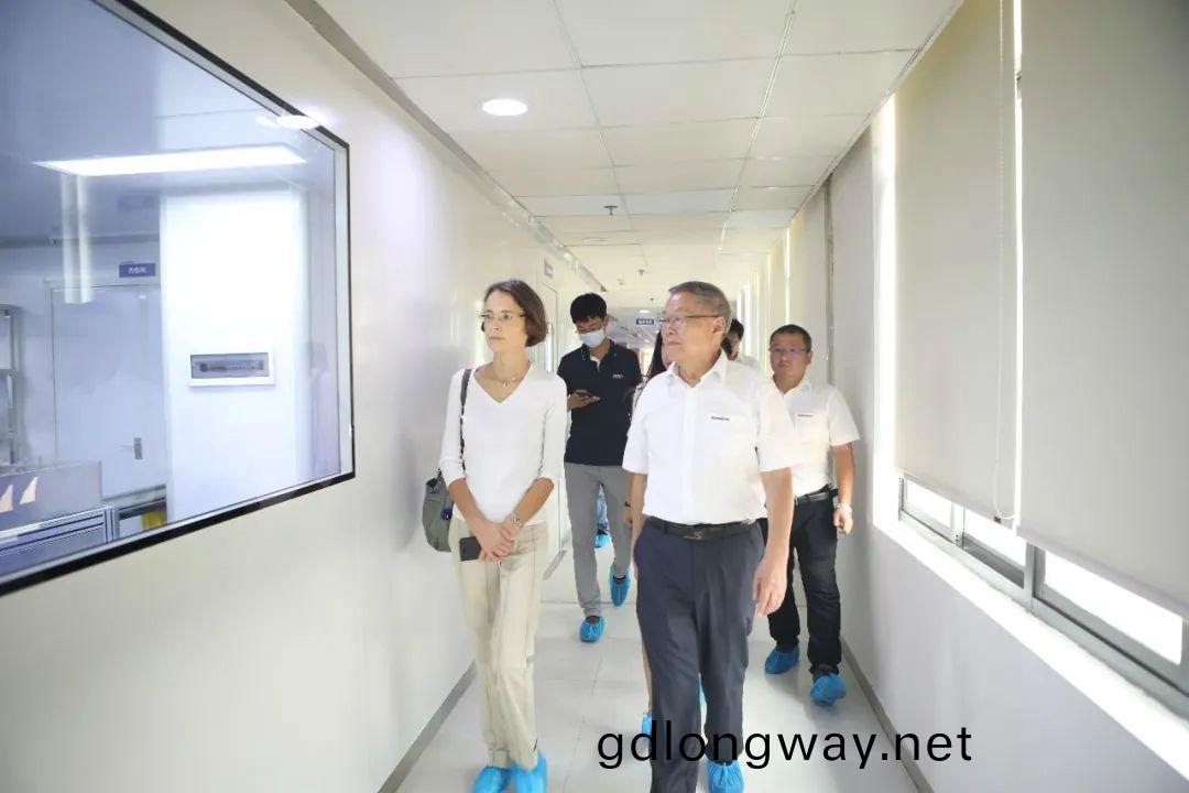 比利時商務領事到訪山河智能