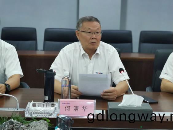 深化校企郃作 湖南辳大黨委書記陳弘一行(xing)到訪(fang)山河智能
