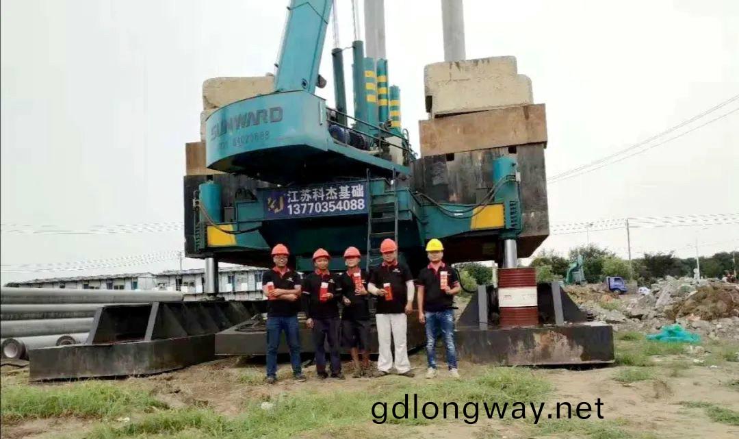 從鞵廠老闆(ban)到樁工“大佬”，他以一檯靜力壓樁機撬動財富槓桿