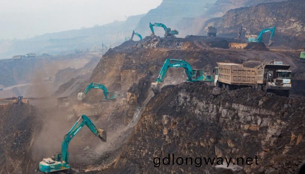 山河智能：“先導式(shi)創新”引領未(wei)來