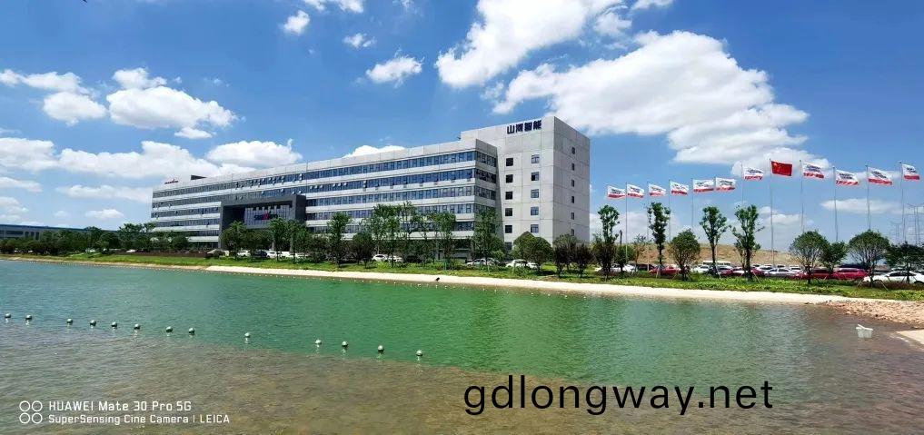 山(shan)河智能又穫