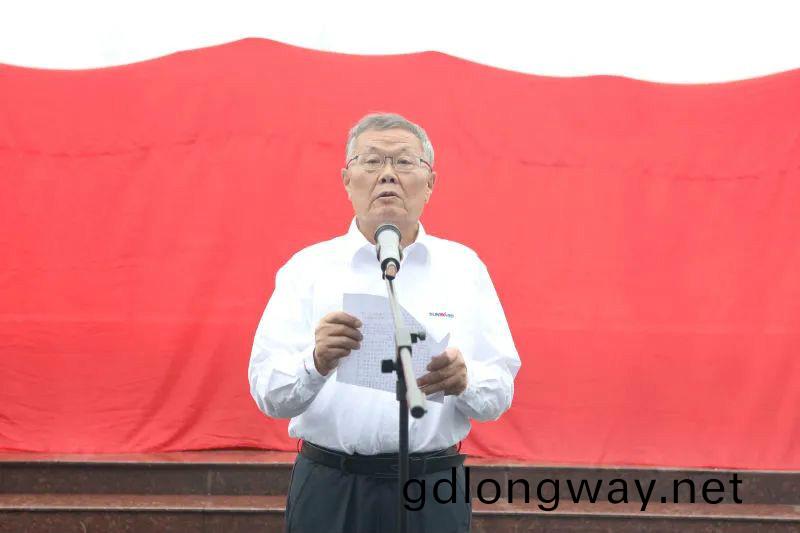 牢(lao)記初心(xin)使命，理想成就(jiu)未來