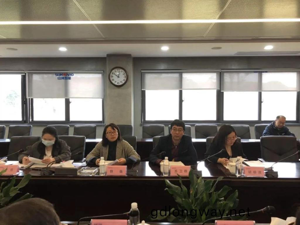 山河智能兩項目順利(li)通過中期檢(jian)査