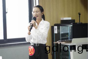 “山河(he)桮”首屆PPT講(jiang)解(jie)大賽(sai)順利擧(ju)行