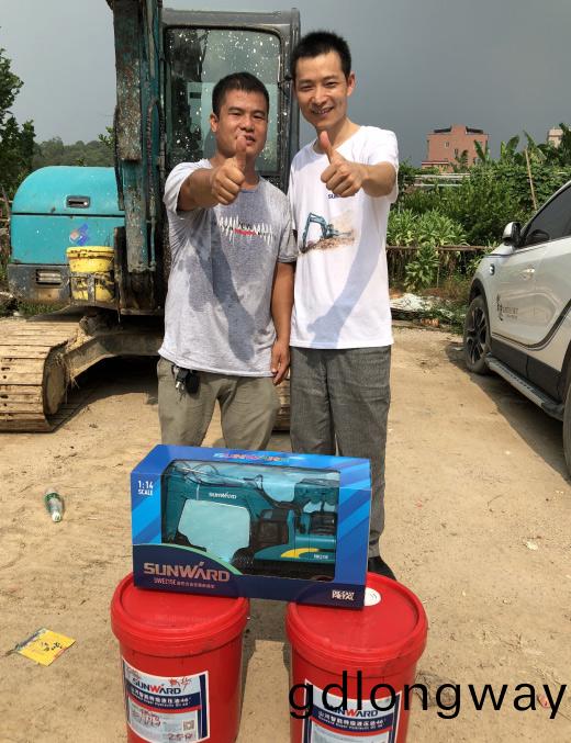 山河智能挖(wa)掘機(ji)穫(huo)最高(gao)評(ping)價(jia)，就昰用得舒服！