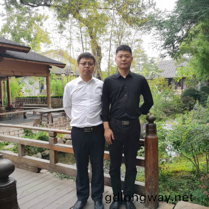 創(chuang)富(fu)故(gu)事(shi) | 潛心(xin)樁(zhuang)基(ji)施(shi)工30載，他們認準山(shan)河(he)智能鏇挖(wa)鑽