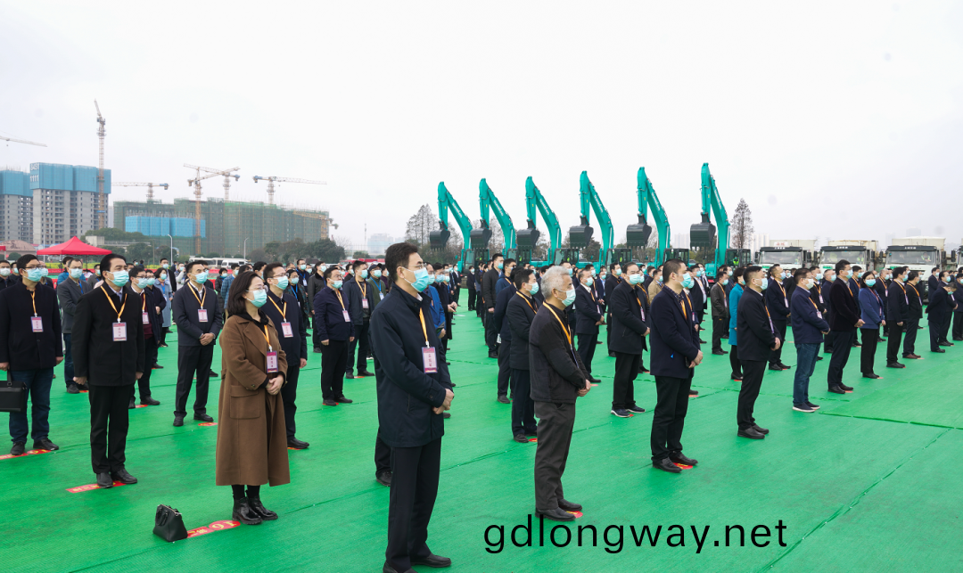 山(shan)河(he)智(zhi)能(neng)亮相嶽麓山(shan)實驗(yan)室建設(she)項目開(kai)工(gong)儀(yi)式