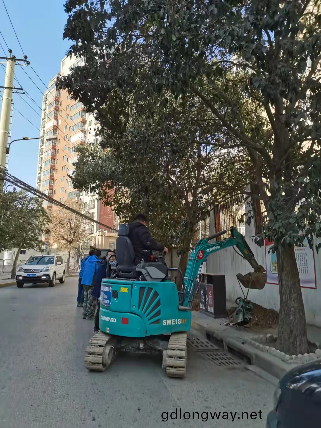 好(hao)服務、好(hao)設備！山河智能(neng)挖掘機再穫(huo)客(ke)戶(hu)追加訂單