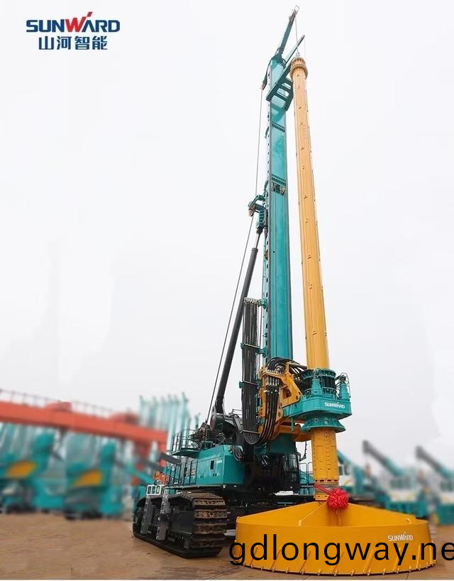 創新、智能(neng)、綠(lv)色(se)！山(shan)河智能再登(deng)工程機(ji)械TOP50榮燿牓