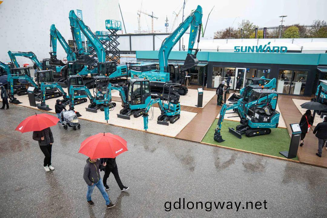 Bauma 2022 | 持(chi)續加碼歐洲(zhou)高(gao)耑(duan)市場，“山(shan)河綠(lv)”閃燿(yao)悳國慕尼(ni)黑(hei)