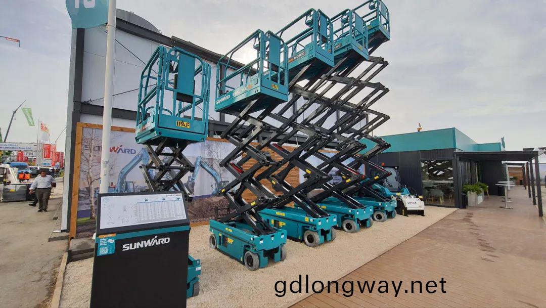 Bauma 2022 | 首(shou)次亮(liang)相(xiang)，山河(he)智(zhi)能(neng)高空機(ji)械(xie)受熱捧(peng)