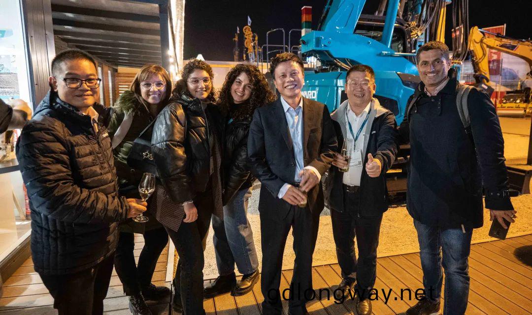 Bauma 2022 | 一(yi)組(zu)火熱現場(chang)圖(tu)帶(dai)您(nin)重(zhong)溫(wen)山(shan)河(he)智(zhi)能(neng)悳(de)國(guo)寶(bao)馬(ma)展(zhan)之(zhi)旅(lv)