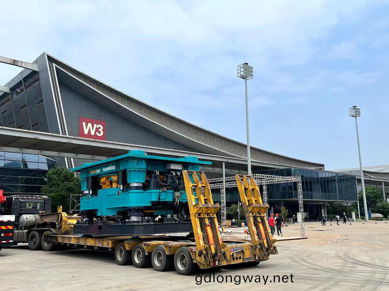 2023 CICEE | 進(jin)場(chang)佈(bu)展(zhan)！倒計(ji)時(shi)3天(tian)，山(shan)河(he)智能亮(liang)點(dian)劇透來(lai)了