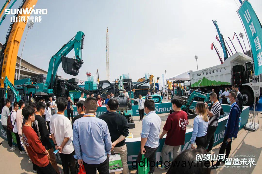 2023 CICEE | 山河(he)智能(neng)亮(liang)相2023長(zhang)沙(sha)國(guo)際(ji)工(gong)程(cheng)機(ji)械(xie)展！智能(neng)化、電(dian)動化(hua)産品站C位