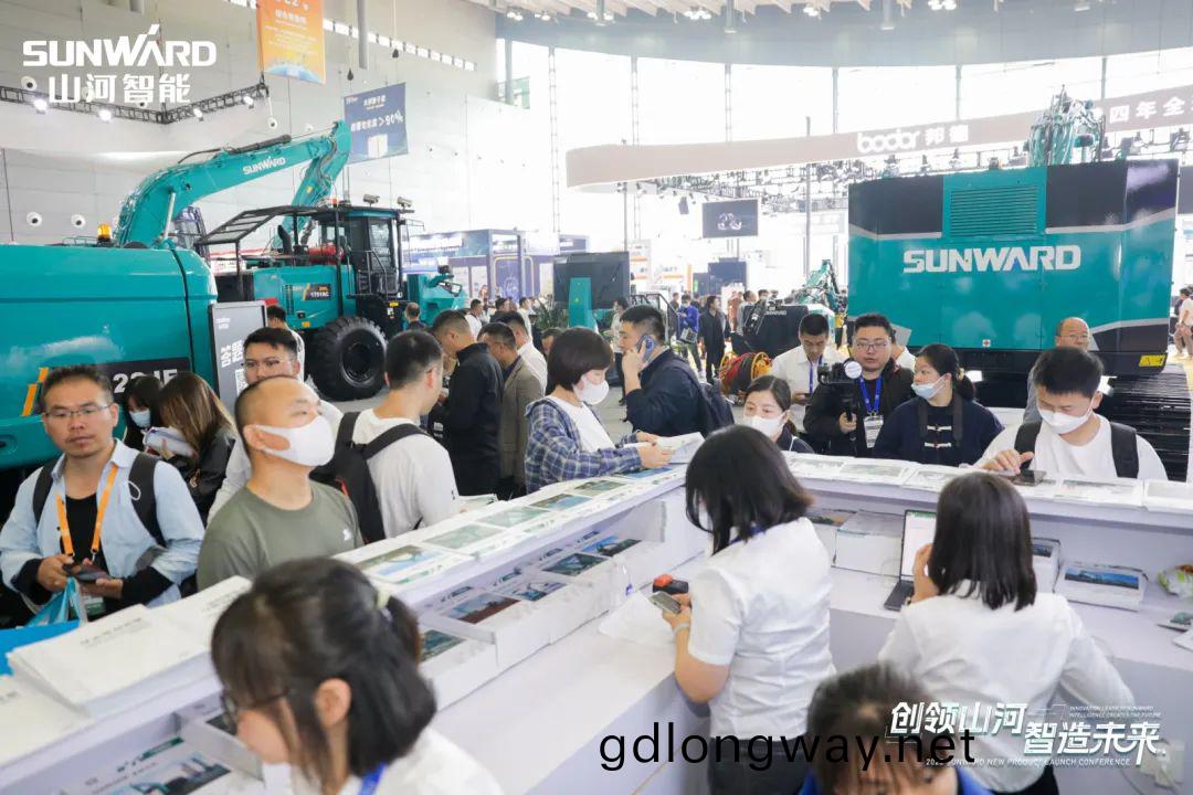 2023 CICEE | 山(shan)河(he)智能(neng)亮(liang)相2023長(zhang)沙國際工(gong)程(cheng)機械展(zhan)！智(zhi)能化、電(dian)動(dong)化(hua)産品(pin)站(zhan)C位(wei)