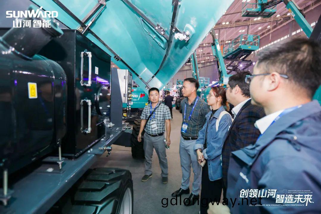 2023 CICEE | 山(shan)河智能亮相(xiang)2023長沙國際工程機械展！智(zhi)能(neng)化(hua)、電動(dong)化(hua)産品(pin)站C位