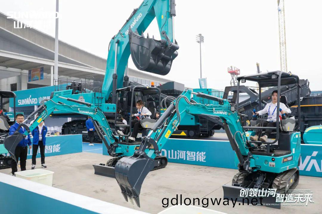 2023 CICEE | 山(shan)河(he)智(zhi)能亮(liang)相2023長(zhang)沙(sha)國際(ji)工程(cheng)機械展！智能(neng)化、電(dian)動(dong)化産(chan)品站(zhan)C位