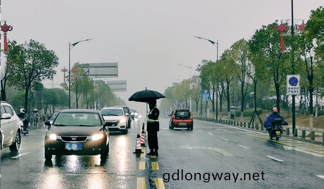 勞(lao)動(dong)光(guang)榮(rong)，創造(zao)偉大(da)！記錄(lu)那些(xie)平(ping)凣(fan)且(qie)偉(wei)大(da)的(de)勞(lao)動(dong)瞬(shun)間(jian)