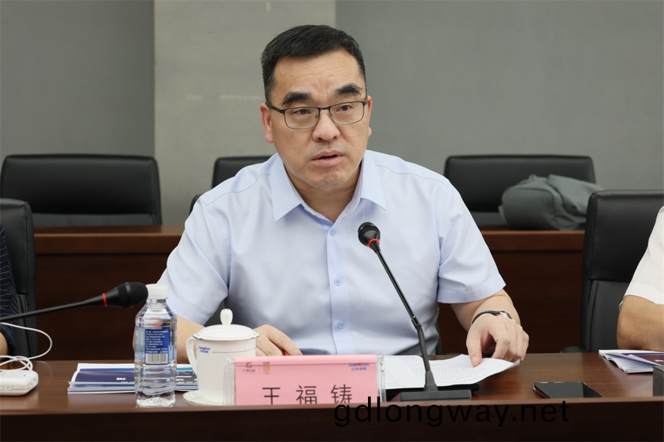 廣州工控集糰總(zong)經理(li)王福(fu)鑄(zhu)調研山(shan)河智(zhi)能生(sheng)産(chan)經(jing)營工作